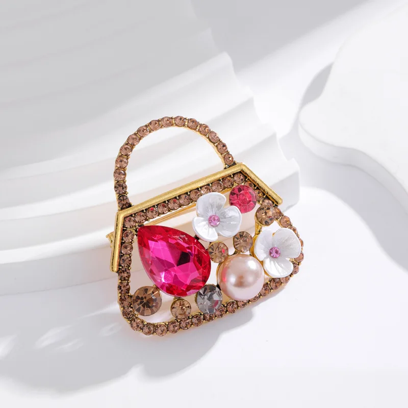Cute Delicate Vintage Bag Crystal Pearl Brooch Women\'s Fashion Pin Clothes Collar Pin Accessories Jewelry Gifts