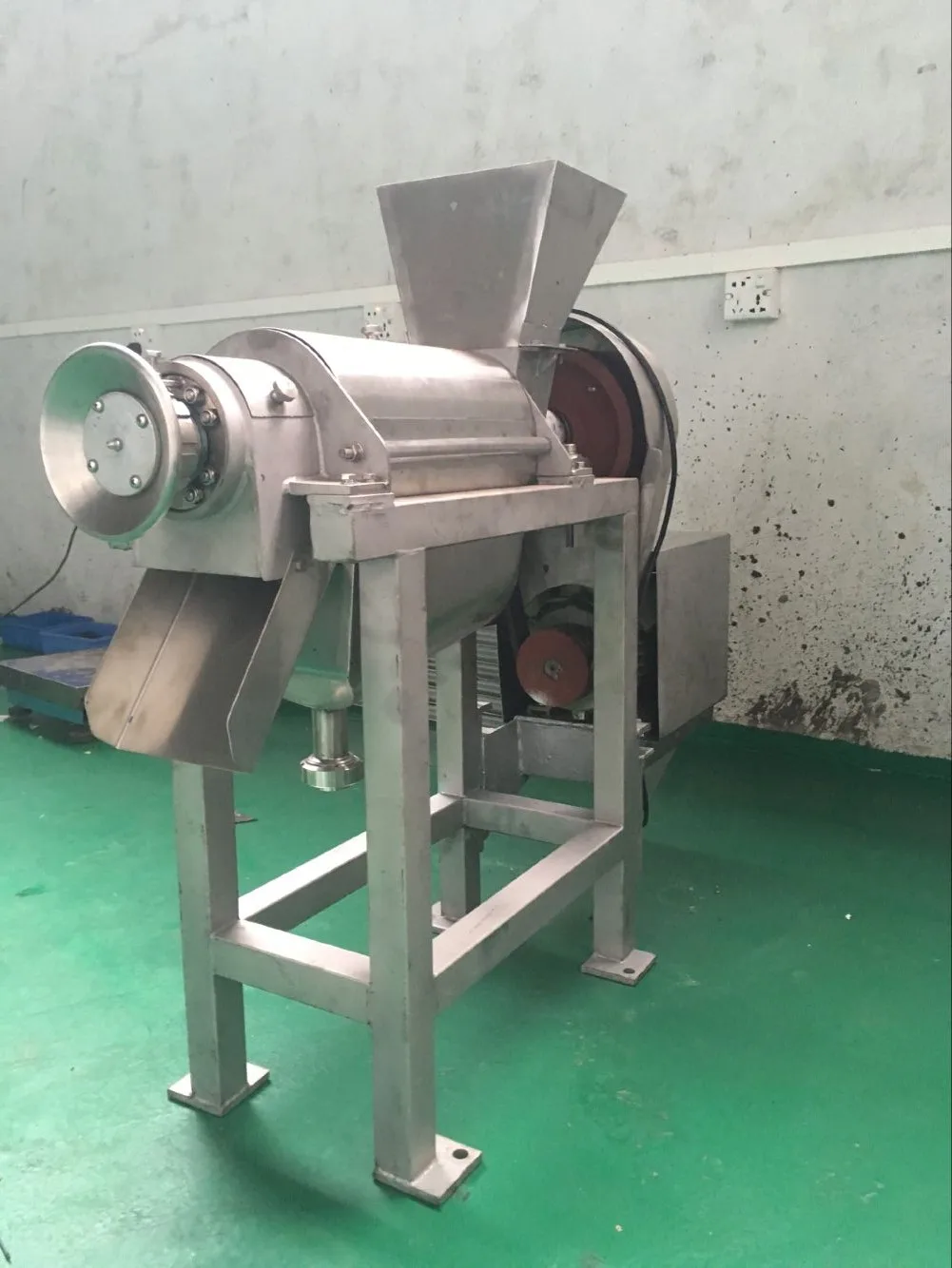 Commercial Juicer, Sugarcane Juice Processing Machine, Pineapple Orange Juicer Extractor Machine for Sale