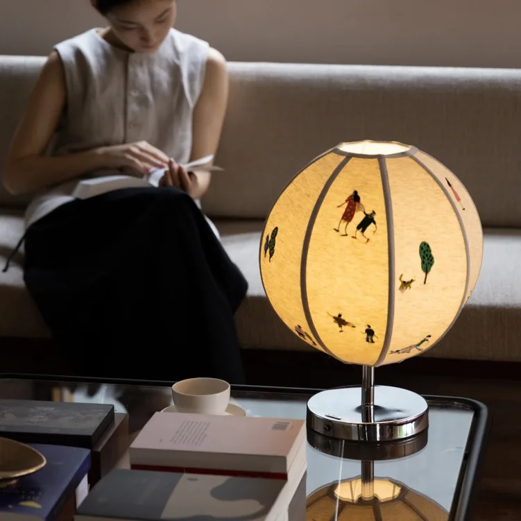 

Настольная лампа с вышивкой из хлопка и льна, защита глаз для спальни, прикроватная лампа для детской комнаты для чтения