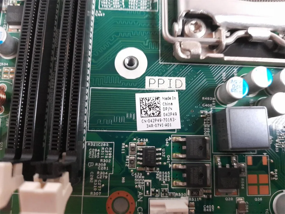 Placa-mãe OptiPlex 3010 Socket LGA1155 com escudo I/O 042P49 42P49