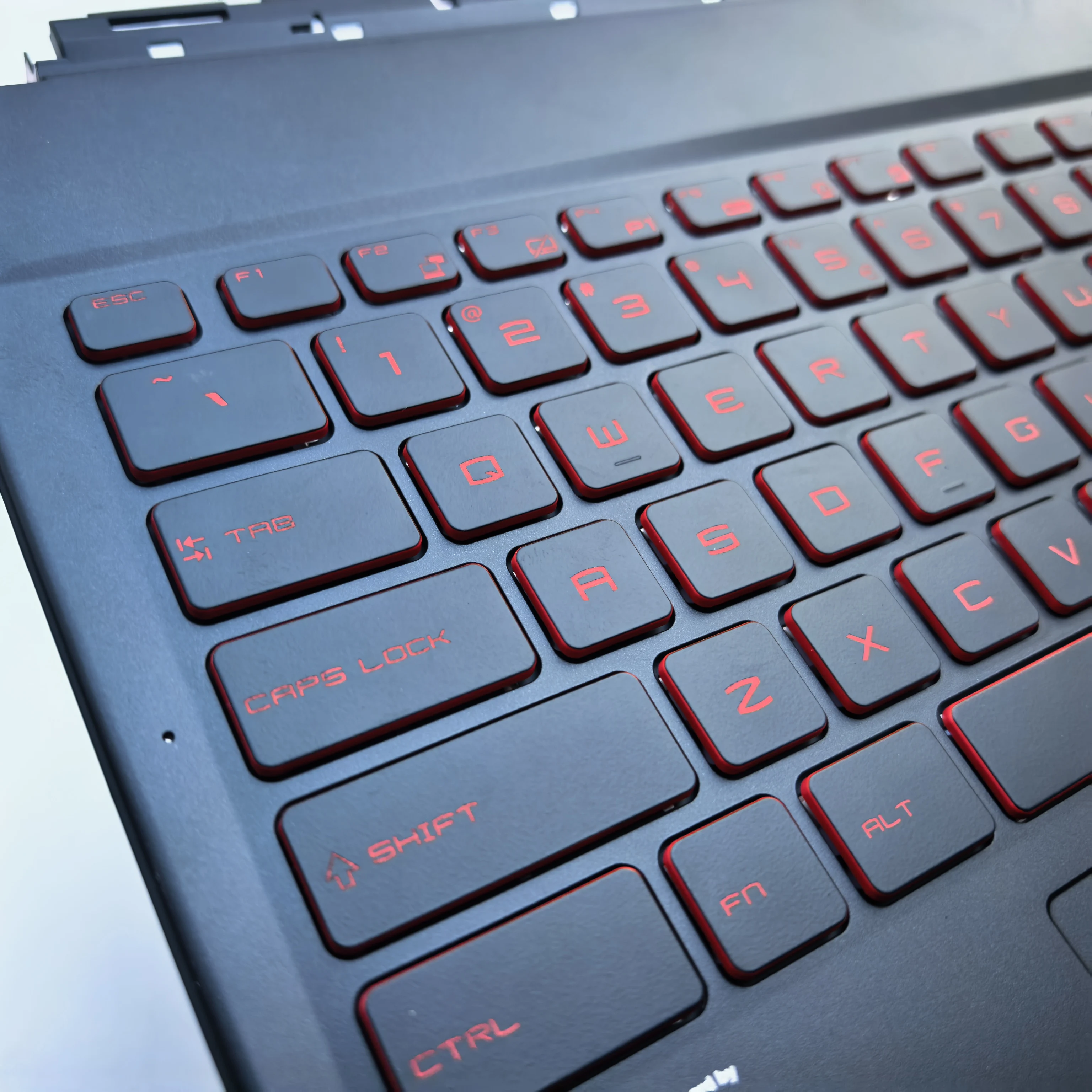 غطاء علوي للكمبيوتر المحمول الجديد بإضاءة خلفية مع لوحة مفاتيح لـ MSI GL63