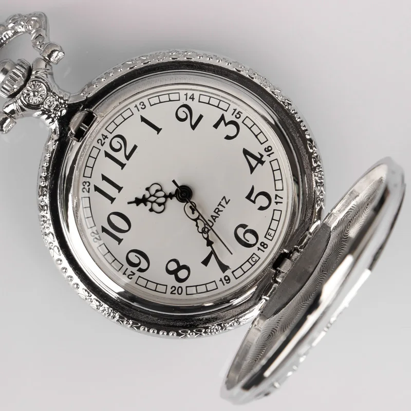 Retro Truck Pocket Watch with Chain Watch Car Truck Driver Pocket Watches for Men Women Necklace Gifts Clock Relogio De Bolso