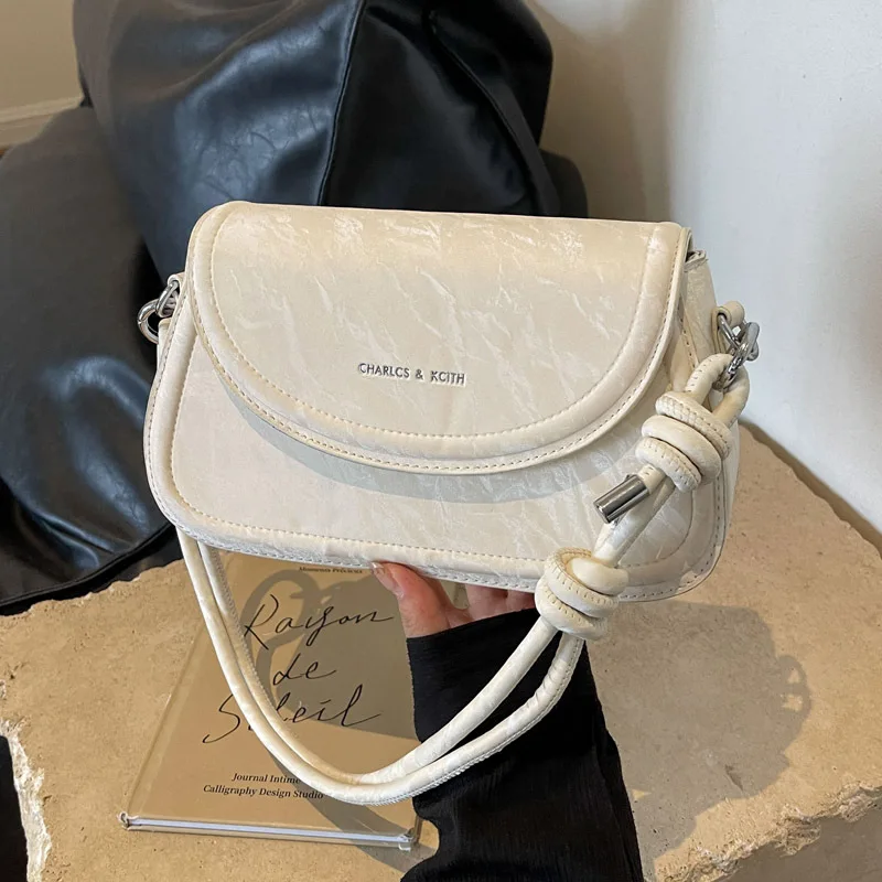 

2025 Summer Niche Underarm Bag Stylish Square Shoulder Purse for Women Minimalist Crossbody Bag Fashionable Versatile