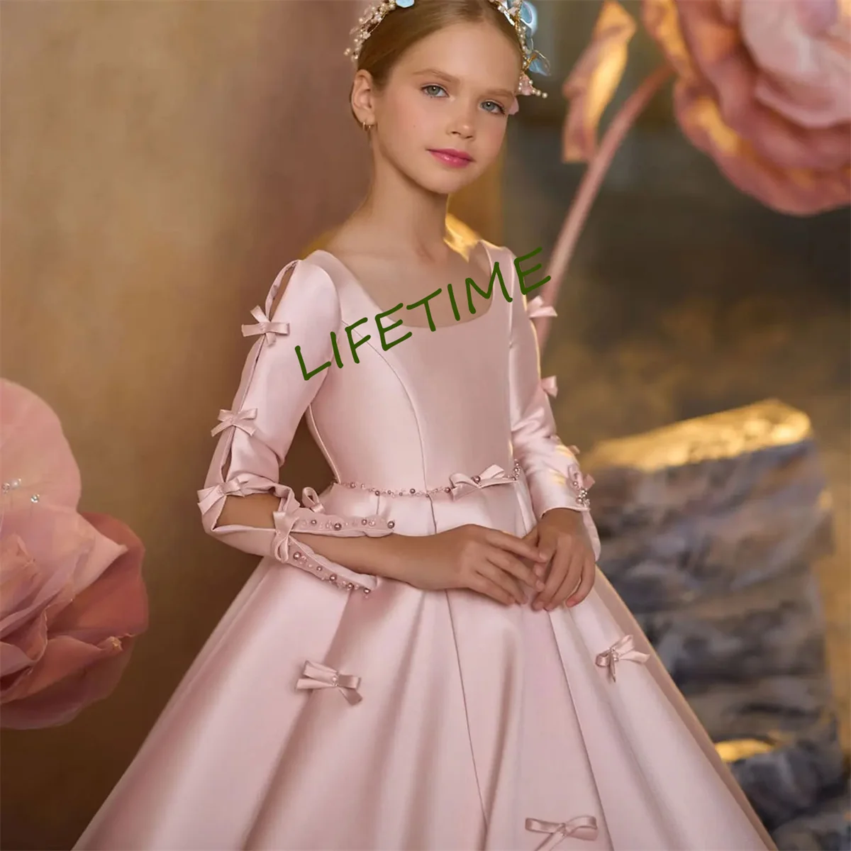 Vestidos personalizados de lujo de satén rosa para niña, vestidos de manga larga con cuello cuadrado para niños, vestido de fiesta de boda, cumpleaños y vacaciones 2024