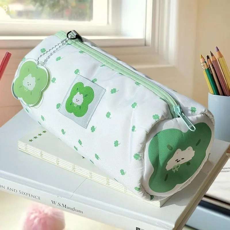 قطعة واحدة من منظم تصميم قطط البرسيم بأربع أوراق واسعة لمستحضرات التجميل والقرطاسية، مثالي للمدرسة والمكتب والسفر