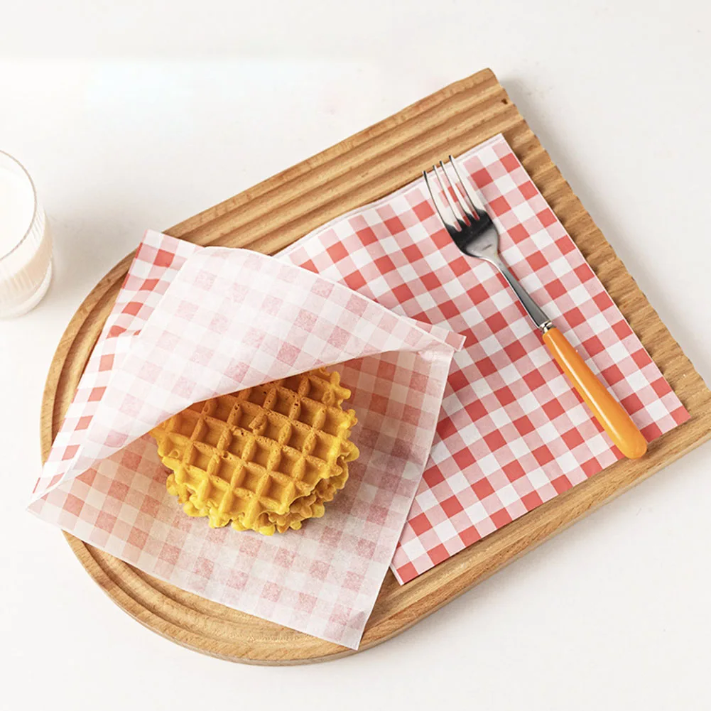 Unique Design Baking Papers Safe Paper 17 X 17 Cm 50pcs Baking Grease Resistant Oil-proof Packaging Tear Resistant