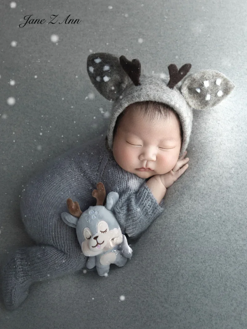 Newborn baby photo props handmade knitted pom hat doll studio home shooting twins accessories