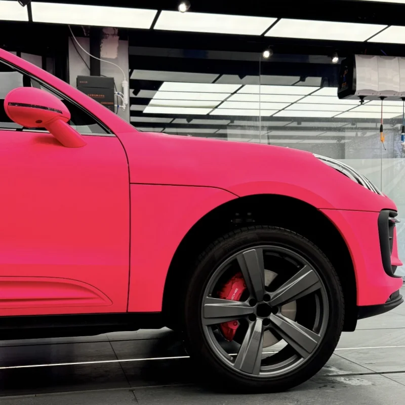 سيارة التفاف فيلم ماتي لامع المرجان الوردي اللون تغيير الفينيل فيلم PET فقاعة الحرة ملصق التفاف اكسسوارات السيارات السيارات الشارات