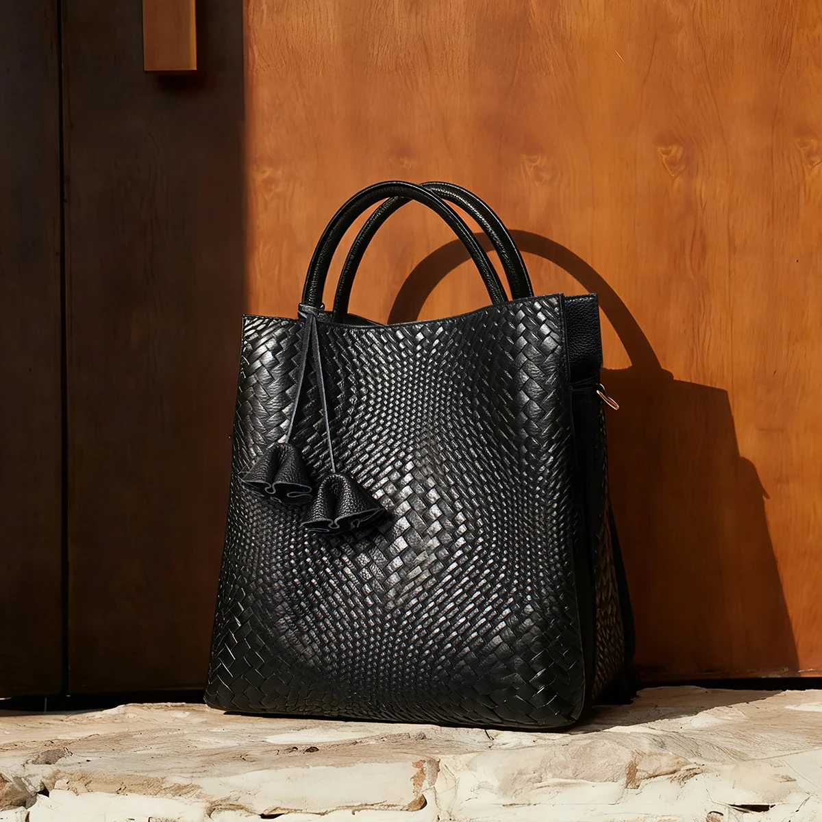 

Genuine Leather Women's Bag, New Large-Capacity Handbag, Women's Handbag, Elegant Single-Shoulder Crossbody Bag, Cowhide Women's Bag