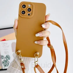 Funda de cuero con cordón para iPhone 17 Pro Max 16 14 13 12 Mini 11 15 Plus 16E 17E, correa cruzada para lente, cubierta de silicona líquida