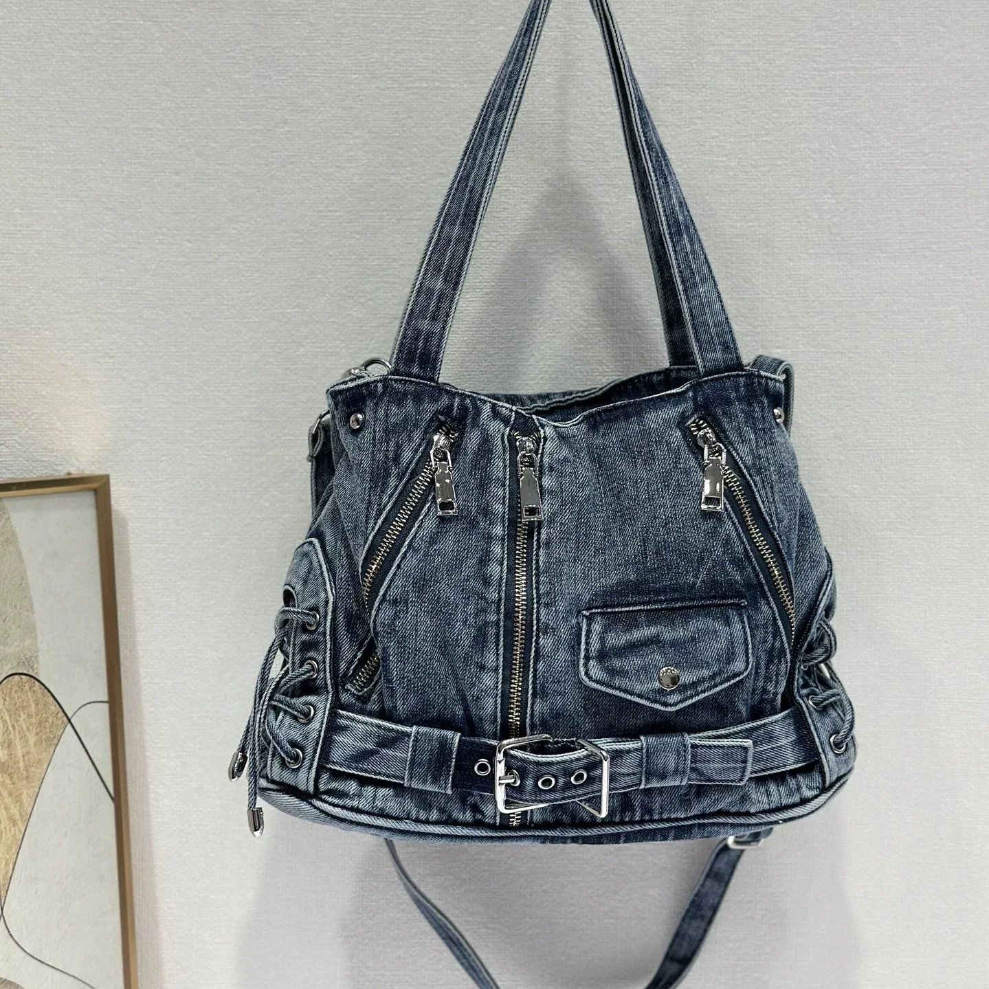 

Women's casual and fashionable shoulder bag, Belt Pockets bag, women's washed denim Totes bag