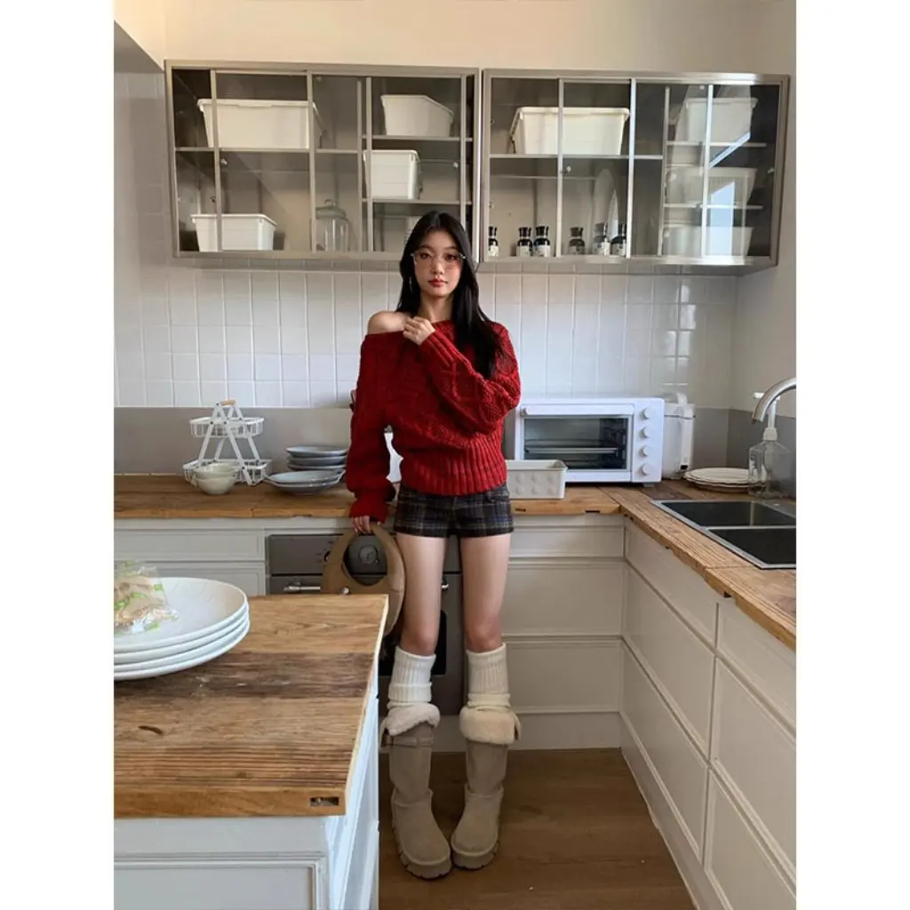 

Women's Thickened Twist Sweater Red Oblique Collar Shoulder Autumn Winter Top Christmas Year Fashionable Knitwear