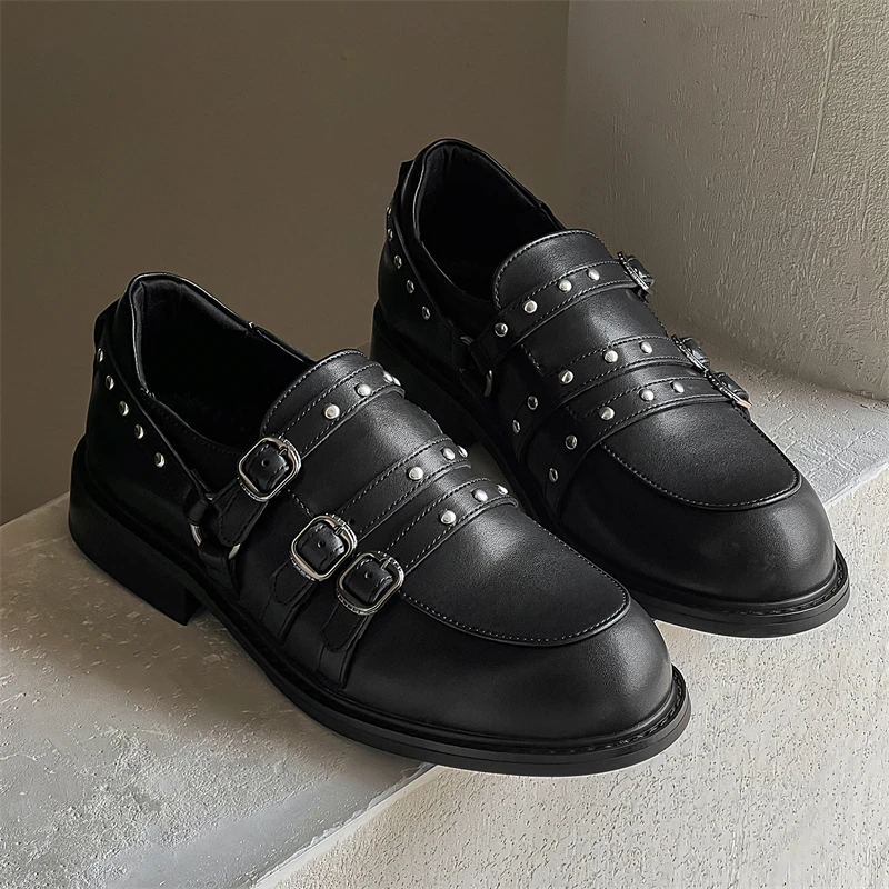 

Retro Round Toe Casual Loafers with Design Sense Buckle Rivets Japanese Style Retro Breathable Fashion Niche Height Increasing