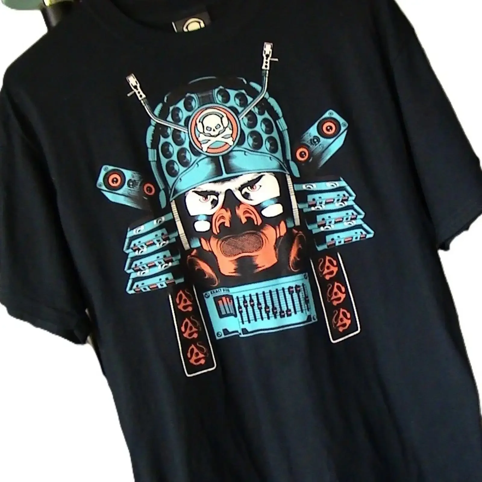 Exact Science T Shirt Herren Medium Totenkopf gekreuzte Knochen Kassette Musik mehr vintage Washed homme Casual Versatile