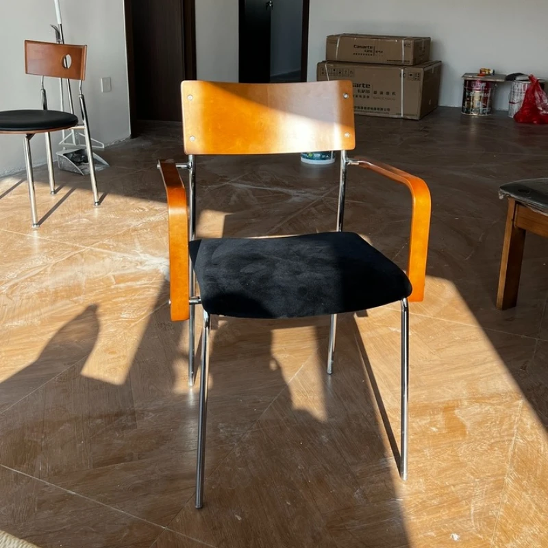 Medieval Style Dining Chair Light Luxury High-end Home Designer Stool Solid Wood Armrest Soft Pack Simple Leisure Backrest Chair
