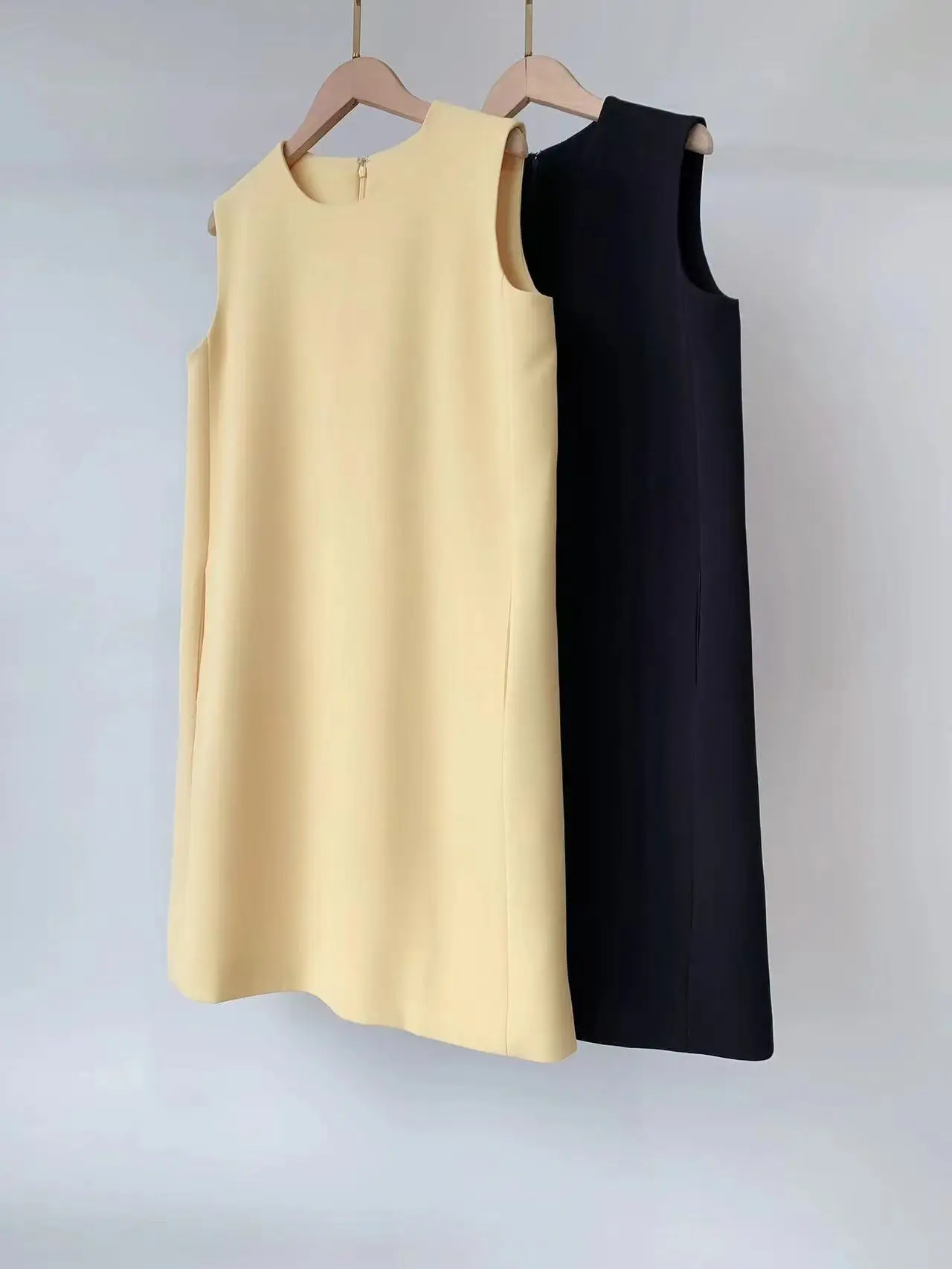 

Women's O-neck Sleeveless Dress Triacetate Blended Straight Tube Simple Commuting 2023 Summer New