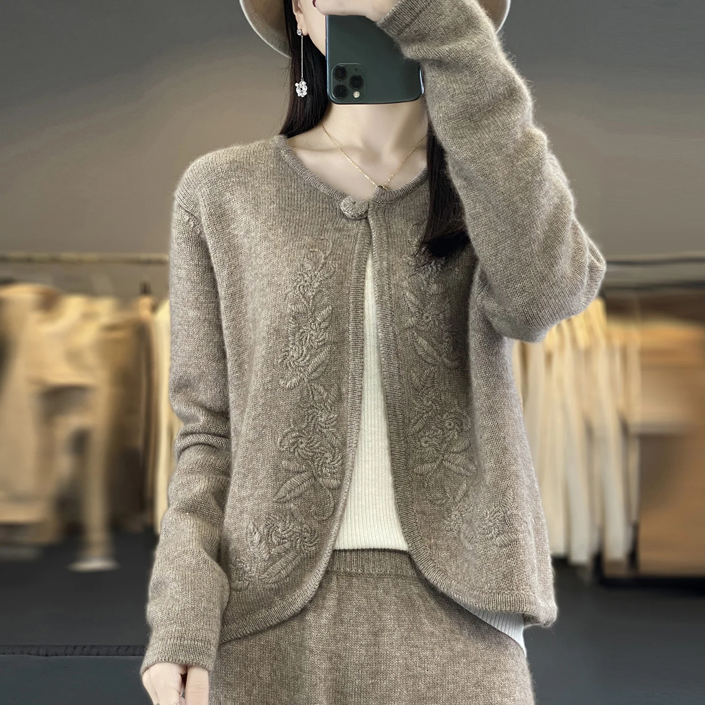 Women Wool Cardigan Chinese Embroidery Sweater  Short Western Autumn Winter Knitted Shawl Outerwear Classic Chic Top   woman clo