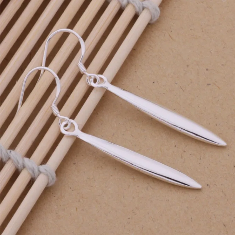 Neue Ohrringe aus 925er-Sterlingsilber, schlicht für Frauen, exquisiter Hochzeitsschmuck, elegante weibliche Accessoires, modische Party-Geschenke
