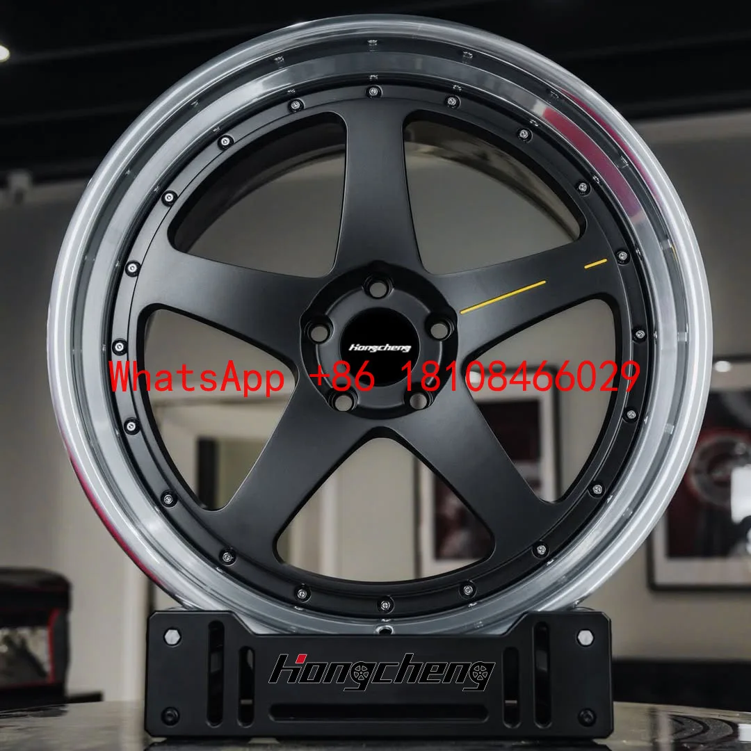 

Custom Two-Piece Forged Alloy Passenger Car Rims 18 19 20 21 22 Inch 5X114.3 5x120