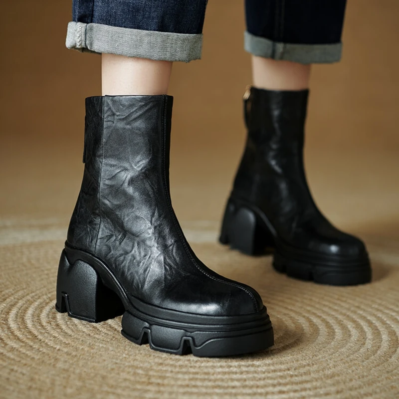 

НОВЫЕ осенние женские ботинки из натуральной кожи, женские туфли с круглым носком на массивном каблуке, лаконичные ботинки на платформе с молнией, мягкая повседневная обувь