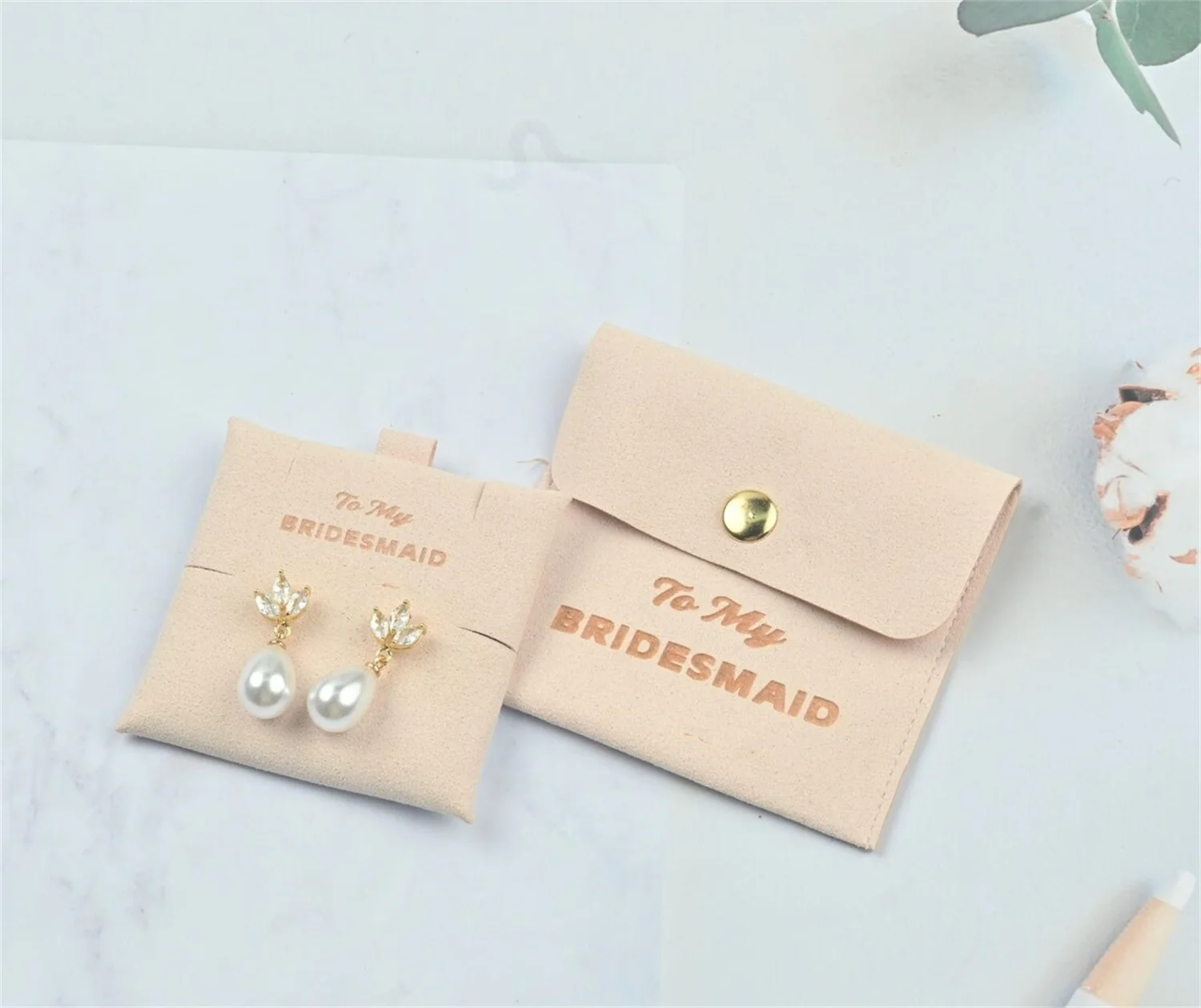 

Custom Pearl Earrings for Bridesmaids Personalised Bridesmaids Gifts for Wedding with Velvet Pouch Handmade Pearl Jewerlry