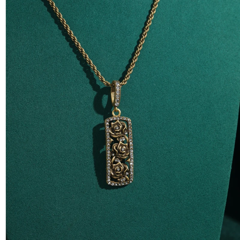

Vintage Rose Hollow Camellia Flower Pendant Necklace Rhinestone Gold Color Chain Wedding Luxury Brands Valentine Day Gift 2025