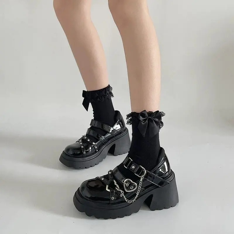 Woman Sweet Heart-Shaped Buckle Lolita Shoes Black Gothic Style Platform Mary Janes Zapatos De Mujer Woman Chunky Heels Pumps