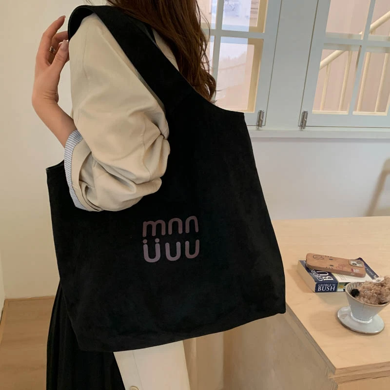 Women's Luxury Leather Crossbody Bag Elegant Designer Shoulder Handbag Classic Tote For Modern Chic Style