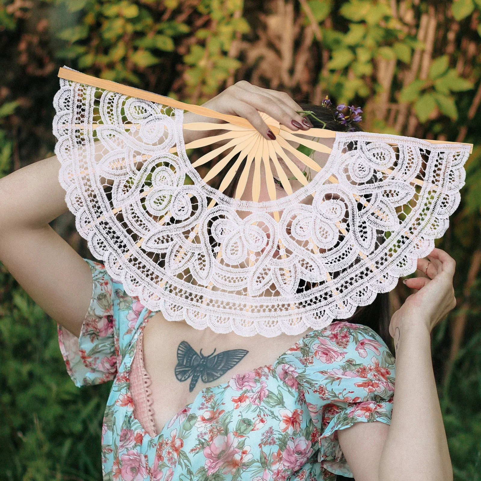 

Embroidered Fan White Lace Hand Fans Women Foldable Folding Circular Decorative Handheld Bride