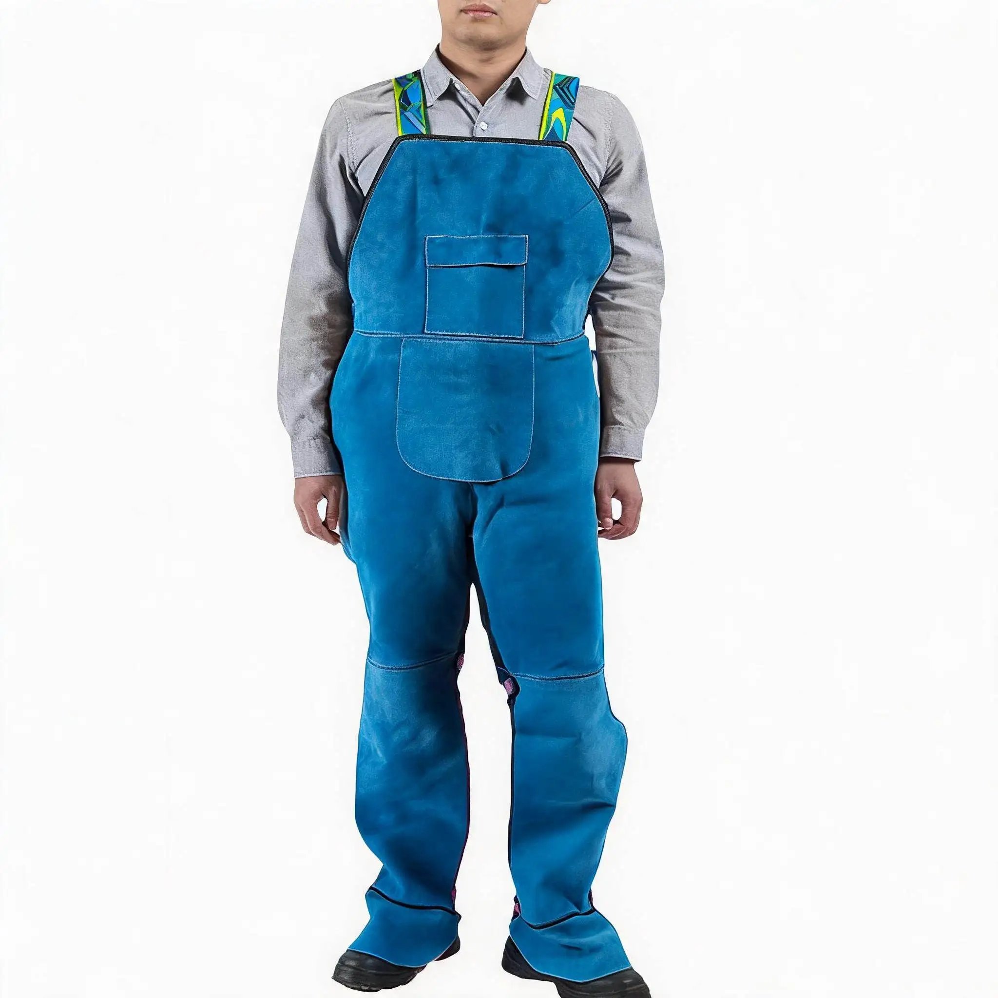 Industrial Grade Cow Leather Welding Jumpsuit Designed to Meet Occupational Safety Standards for Heat Exposure