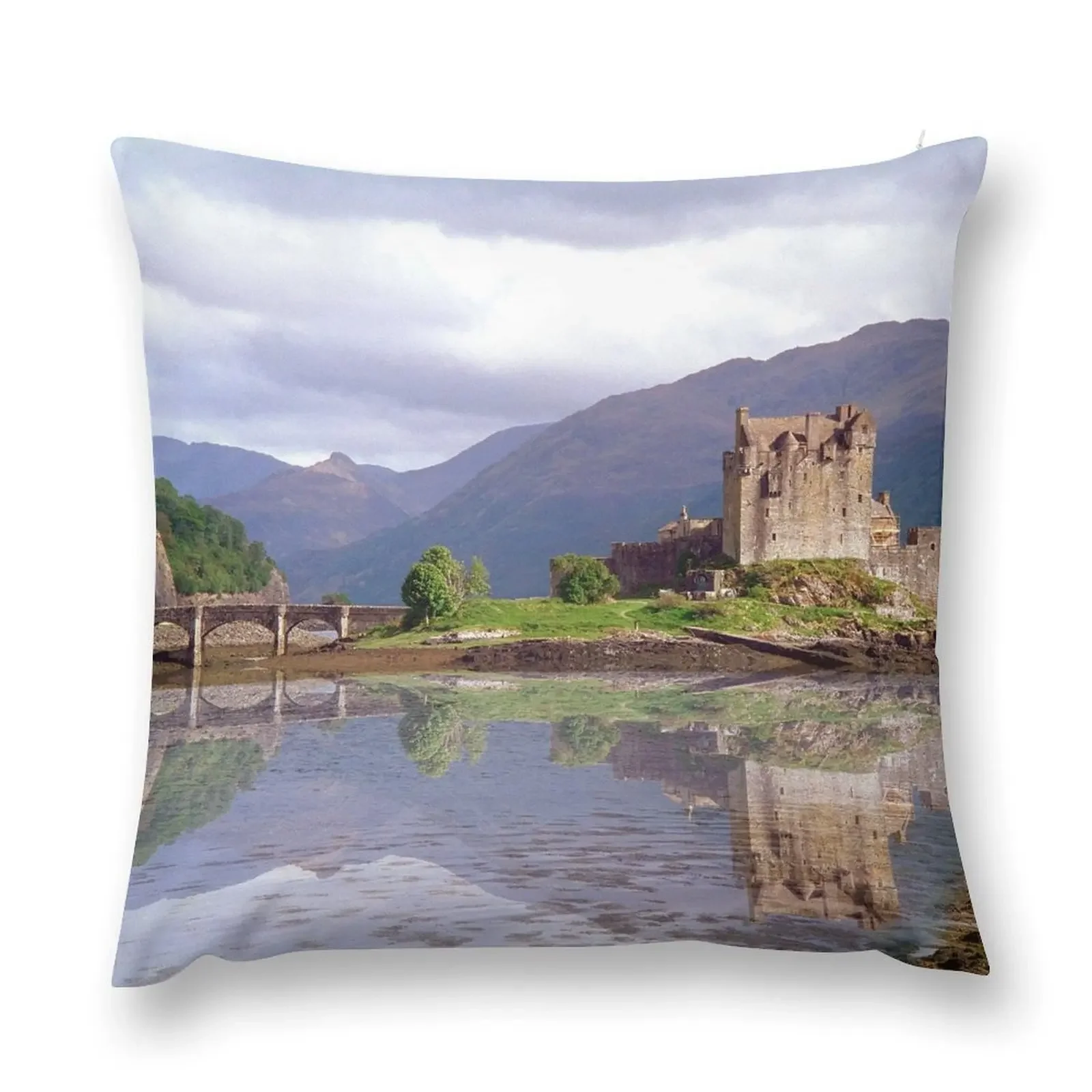 

Eilean Donan Castle 37 Throw Pillow Christmas Pillows Cushions pillow