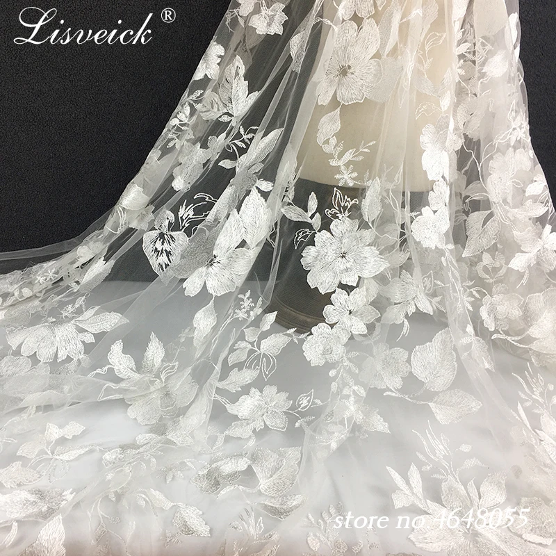 Nuovo tessuto di pizzo ricamato bianco da 1 metro tulle squisito fiore pesante di alta qualità abito da sposa tessuto velo Mterial