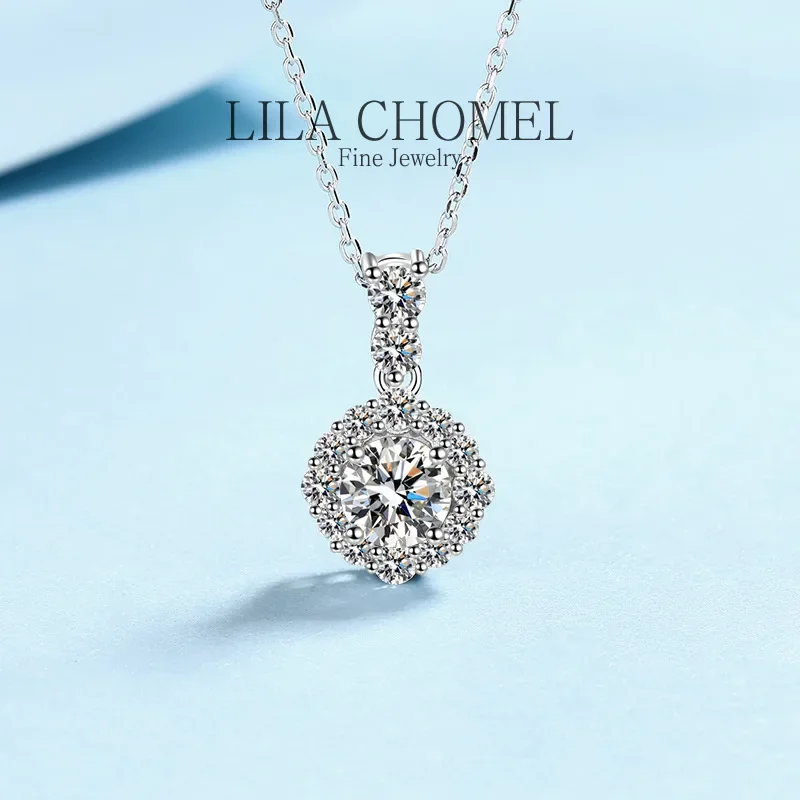 

Female White Gold 18K Chain Pendants Real 1 Carat Luxury Round Moissanite Diamond Necklaces for Women Wedding style Fine Jewelry