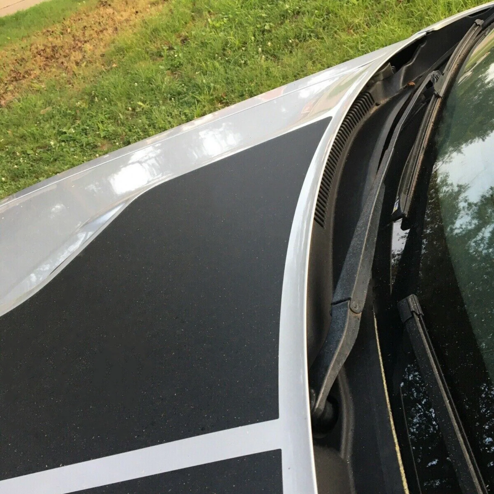 Windshield Wiper Cowl Top Grille Panel For 2008-2023 Dodge Challenger 5028757AG view 3