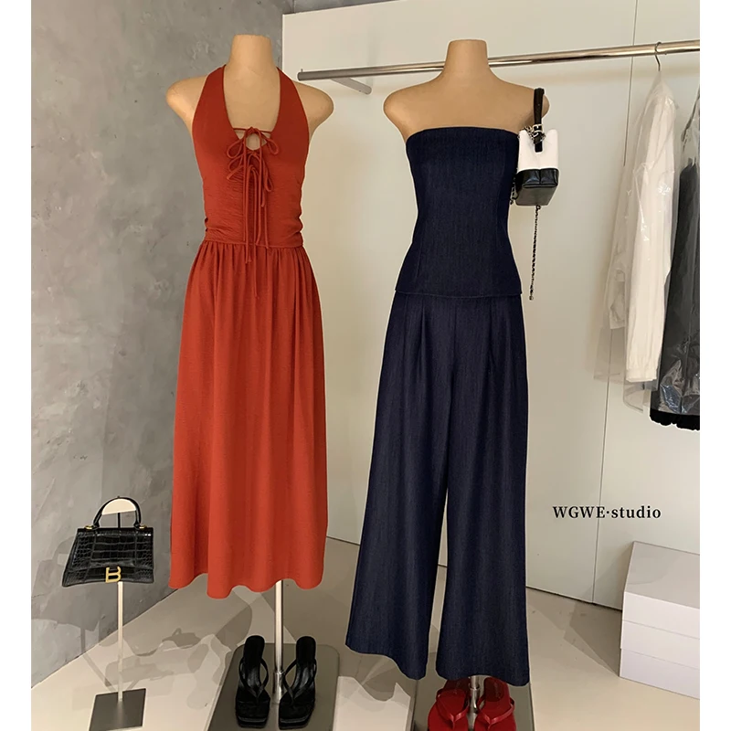 

Fashionable Sleeveless Wide Leg Pants Outfit Simple Elegance Strap Design Casual Style Summer Collection Women's Ensemble