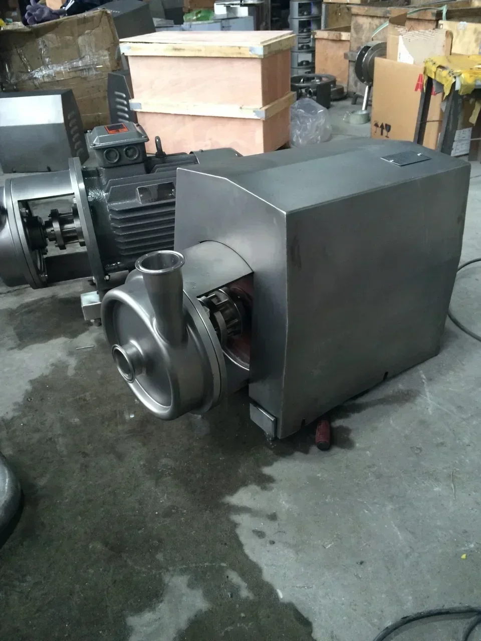 

Хороший FOGO Санитарный насос для напитков Пищевой центробежный насос Машина для перекачки жидкости