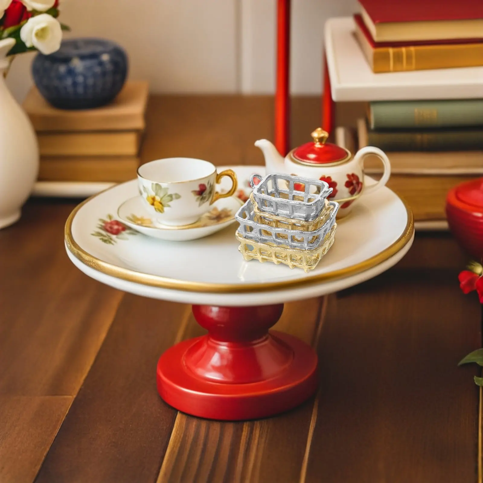 

8Pcs Mini Bread Basket Set Metal Dollhouse Kitchen Accessories Miniature Grocery Storage Basket for Fairy Garden Scene