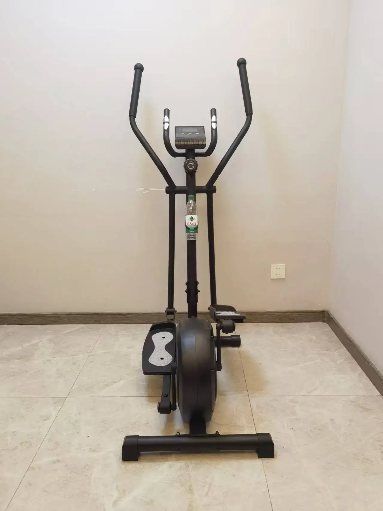 Total Body Fitness Cross Trainer Quiet Magnetic Driving System Elliptical Machine Home Use Manual Cardio Fitness Multi-Function