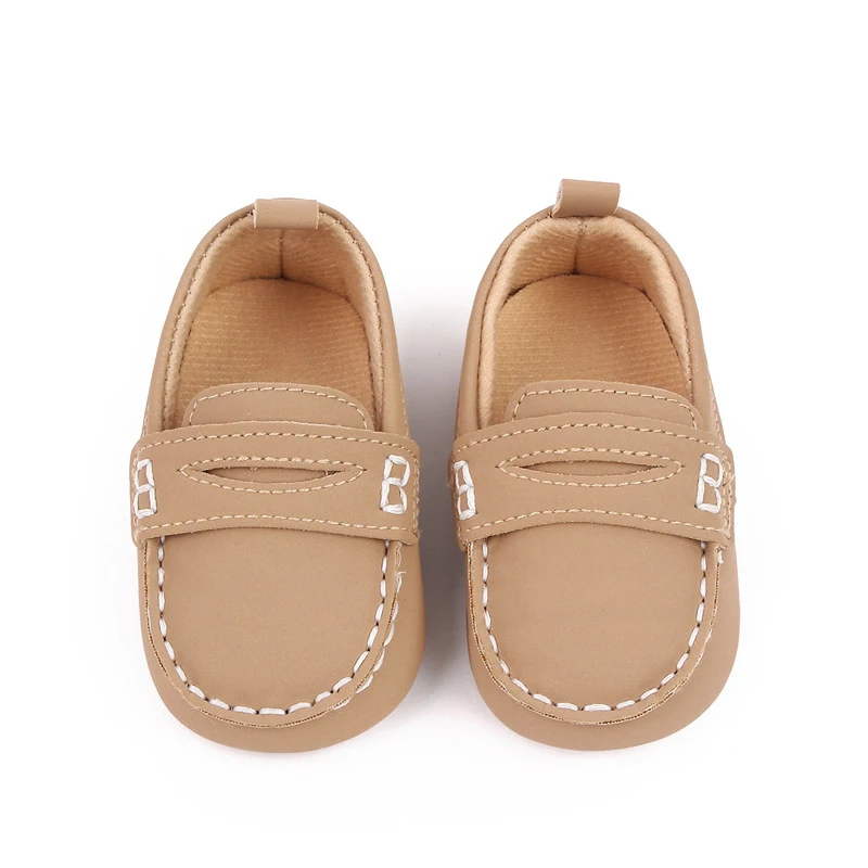 Mocassins en cuir à semelle souple pour bébés, chaussures CPull pour garçons, articles pour tout-petits, accessoires pour bébés, chaussures pour