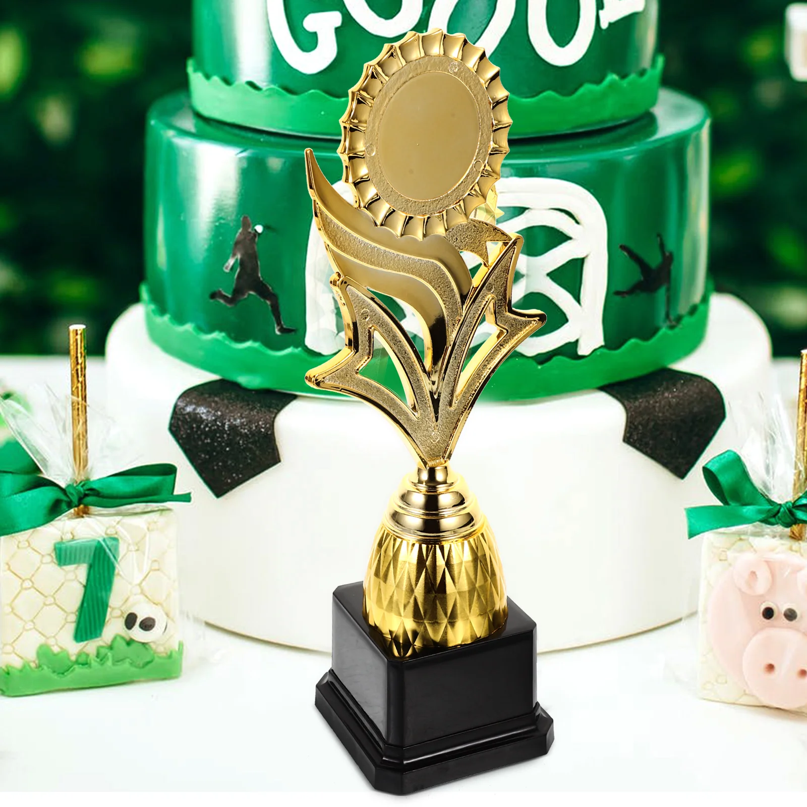 

Plastic PP Award Trophy Cup for Kindergarten Party Celebration Competition Durable Creative Figurine School Events Children