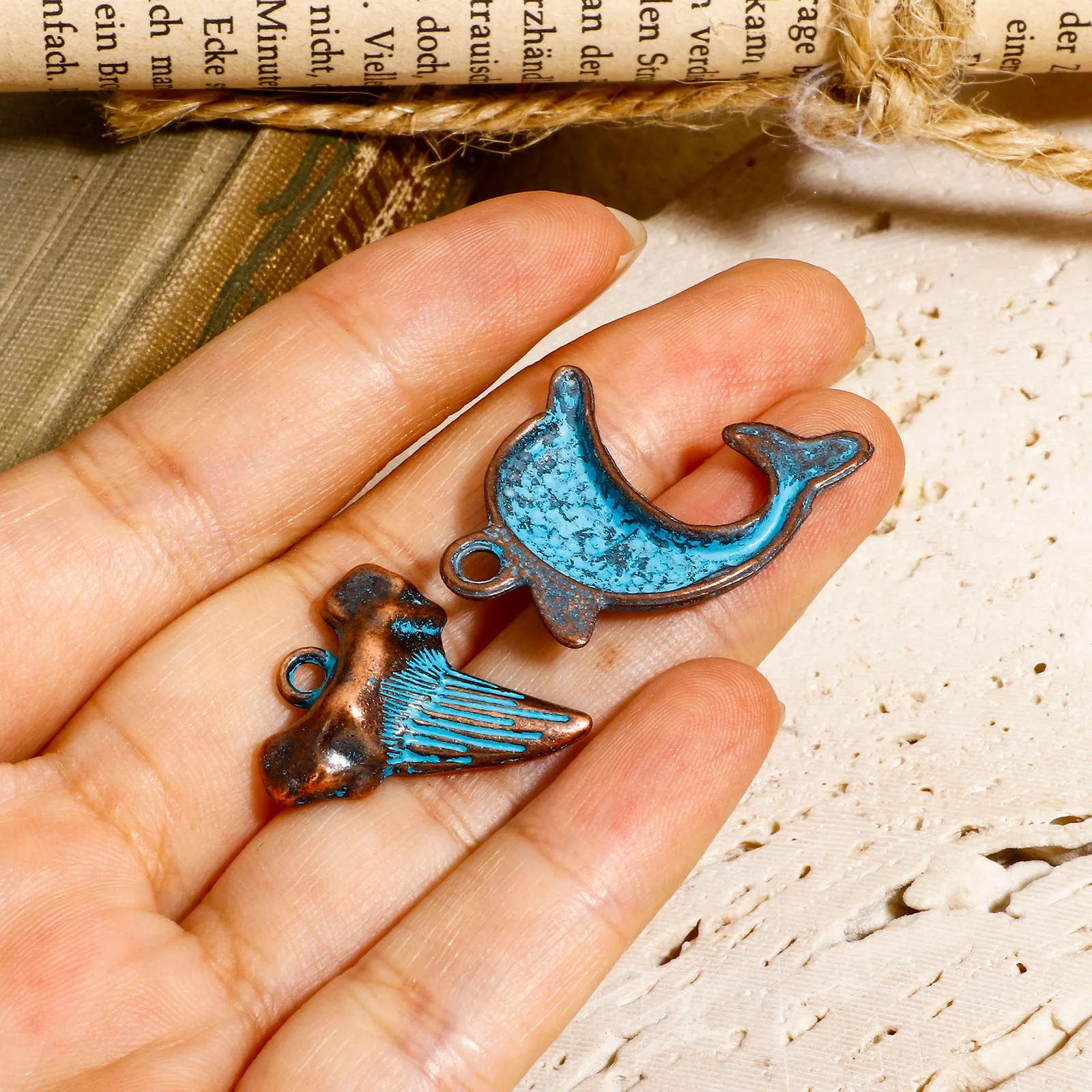 20pcs Vintage Ocean Jewelry Charms Antique Copper Blue Patina Fish Shell Pendants DIY Necklace Earrings Women Jewelry Findings