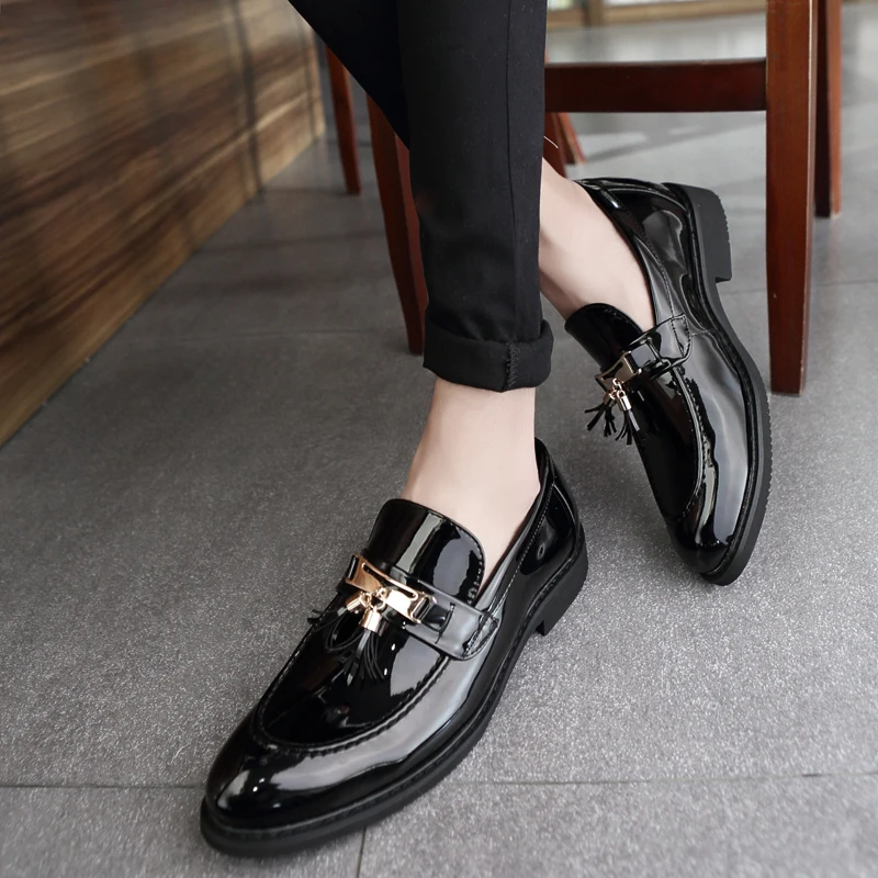

Men's New casual loafers Classic gentleman style Work Business Party 38-46 Daily hot selling leather shoes Black Versatile