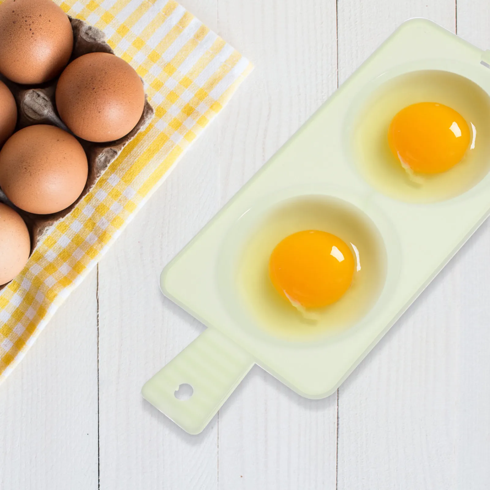 Double Covered Egg Steamer Mold Microwave Safe for Poached Eggs Traditional Texture Nonstick PP Material Portable