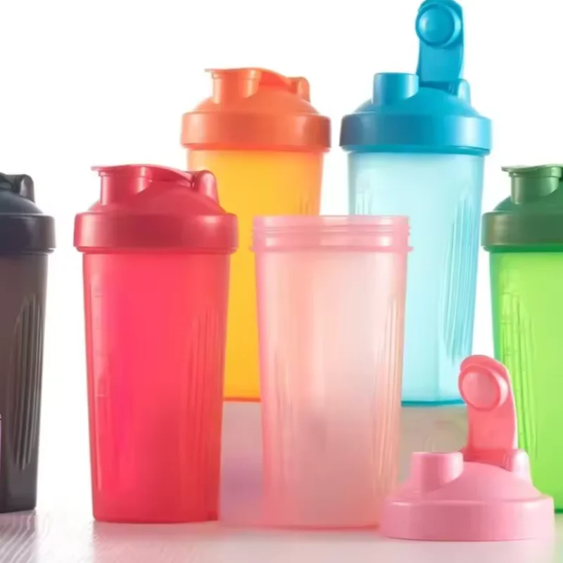 

600ml Portable Protein Powder Shaker Bottle Leak Proof Water Bottle for Gym Fitness Training Sport Shaker Mixing Cup with Scale