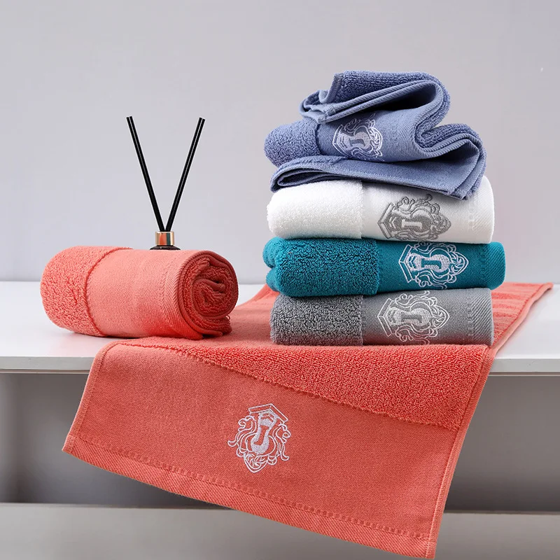 Serviettes en coton blanc et rouge, 34x74cm, qualité hôtelière, serviettes de bain brodées, ensemble de serviettes épaisses pour adultes, cadeau de noël, 1/4/6 pièces