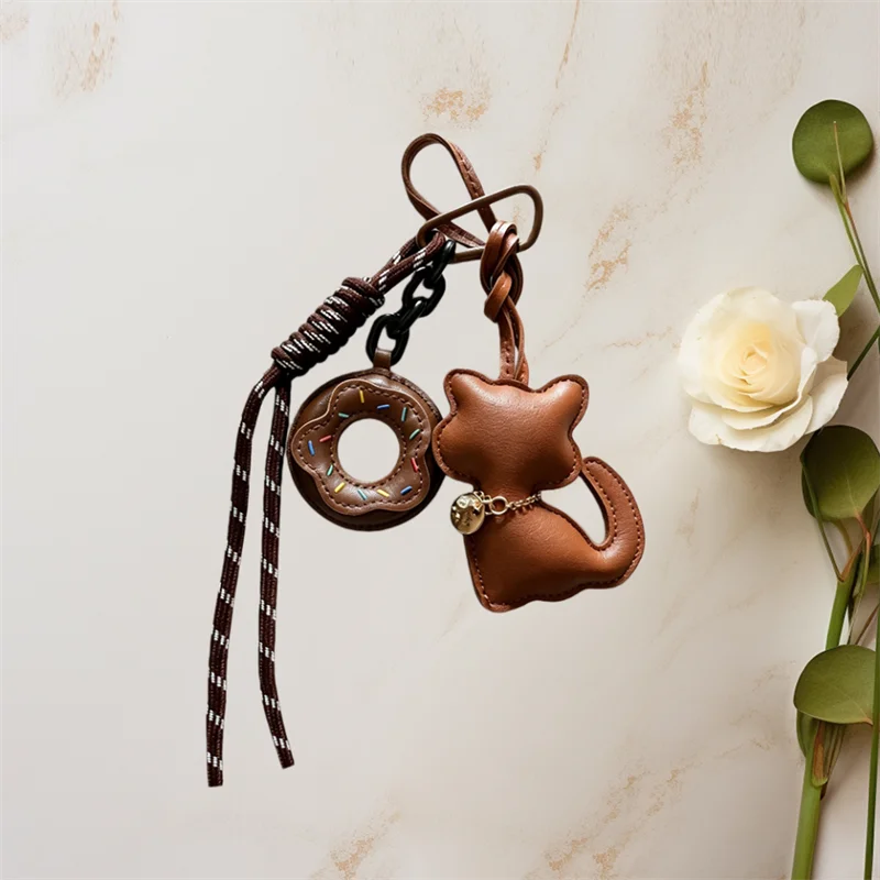 Cute Leather Cat Bag Charm Kawaii Donuts Keychain with Aesthetic Backpack Pendant Gift for Cat Lovers Women Girls