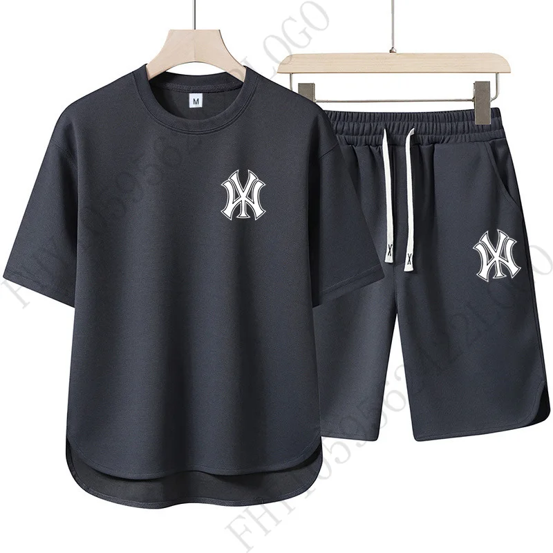 

Outdoor new men's 2026 summer fashion casual round neck set, comfortable top casual sports shorts two-piece set