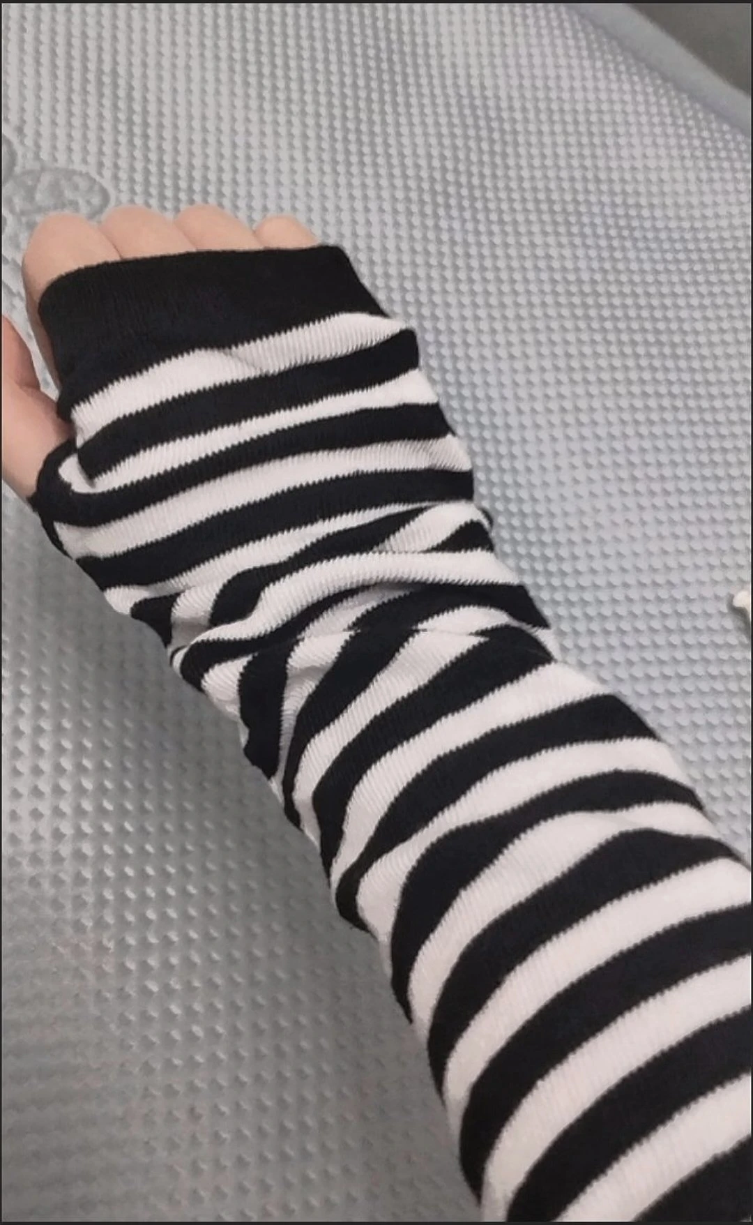 ถุงมือถักยาวแบบไม่มีนิ้ว 2 คู่ - Women Fashion Gloves บทวิจารณ์และราคา