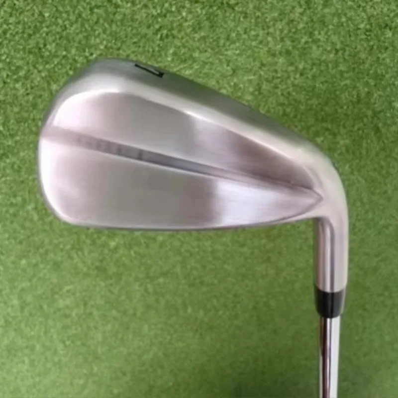 Mini Customized Logo Right Handed Forged Golf Iron Clubs Set CNC Machining Milled Iron Head With Rubber Grip