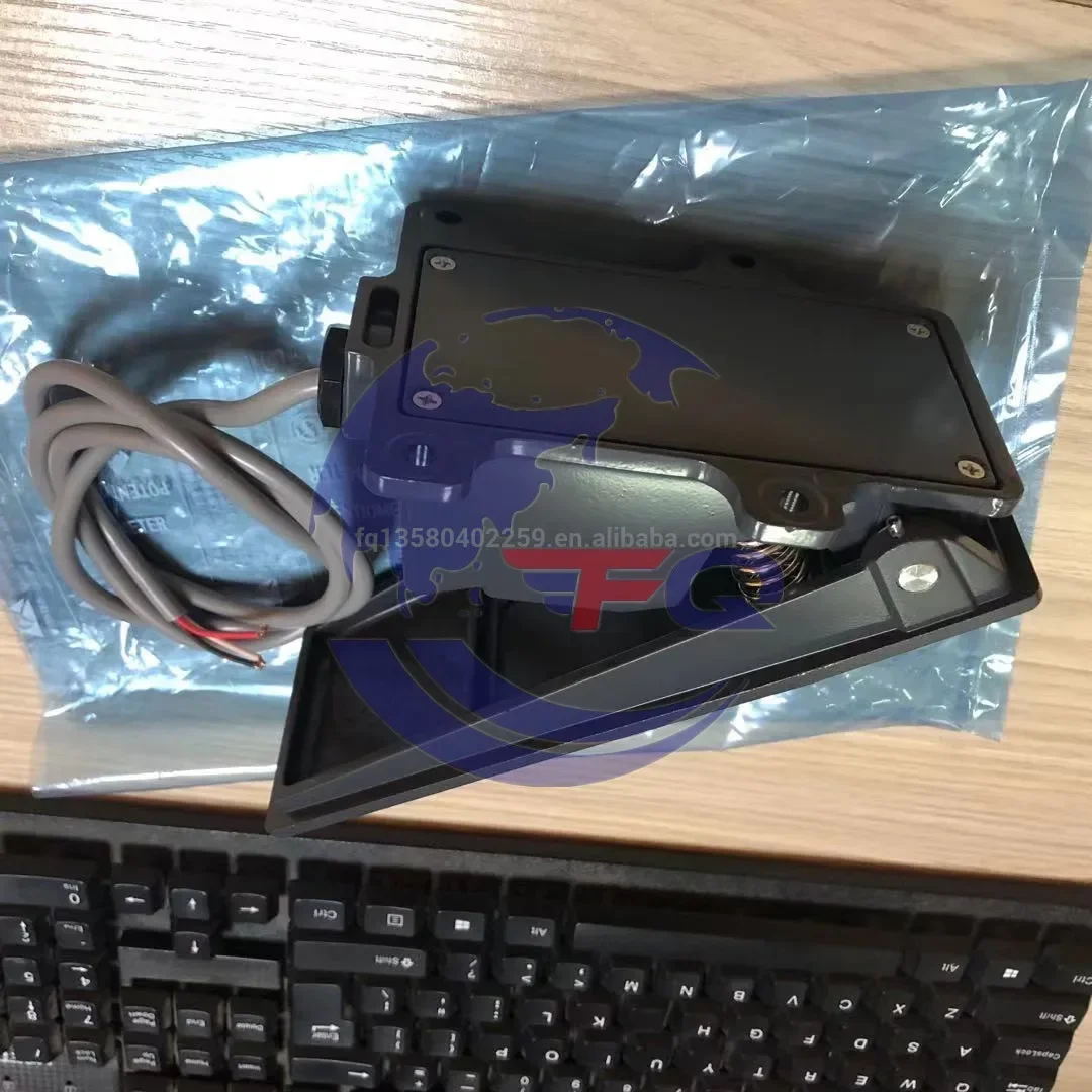 

2025 H80FCL-S Foot valve Foot controller sakae for excavator